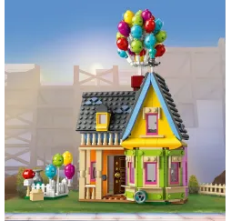 LEGO Disney Classic Dom z bajki Odlot – klocki konstrukcyjne 9+