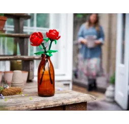 LEGO Klocki Róże – kreatywny zestaw konstrukcyjny dla dziewczynek