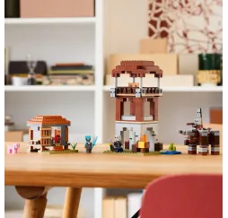 LEGO Minecraft Kryjówka rozbójników – klocki konstrukcyjne 9+