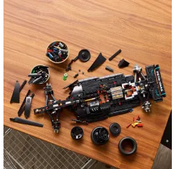 LEGO Technic Mercedes-AMG F1 W14 – klocki konstrukcyjne dla dzieci