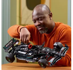 LEGO Technic Mercedes-AMG F1 W14 – klocki konstrukcyjne dla dzieci