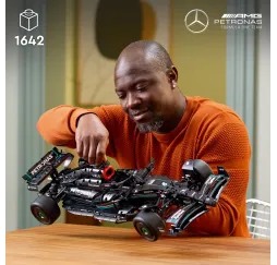 LEGO Technic Mercedes-AMG F1 W14 – klocki konstrukcyjne dla dzieci