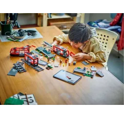 LEGO City Tramwaj miejski ze stacją – klocki konstrukcyjne 7+