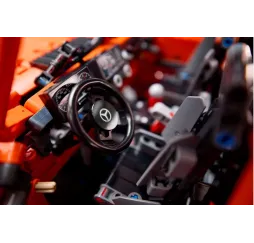 LEGO Technic Mercedes-Benz G 500 – klocki konstrukcyjne dla dorosłych