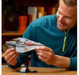 LEGO Star Wars Krążownik Acclamator – klocki konstrukcyjne 18+