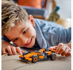 LEGO City F1 Kierowca i bolid McLaren – klocki konstrukcyjne