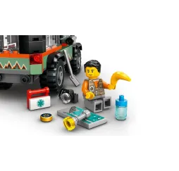LEGO City Górska ciężarówka 4x4 – klocki konstrukcyjne 6+