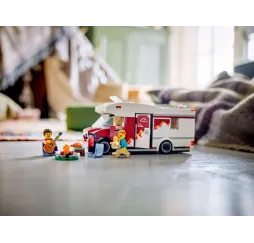 LEGO City Wakacyjny kamper – klocki konstrukcyjne dla dzieci 6+