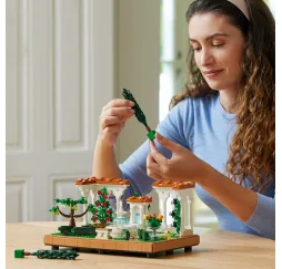 LEGO Icons Fontanna w ogrodzie – klocki konstrukcyjne dla dorosłych