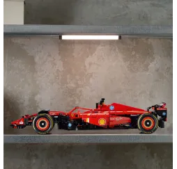 LEGO Technic Ferrari SF-24 – klocki konstrukcyjne dla dorosłych