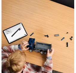 LEGO Technic Wywrotka z przechylaną skrzynią – klocki konstrukcyjne