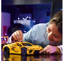 LEGO Technic Chevrolet Corvette Stingray – klocki konstrukcyjne