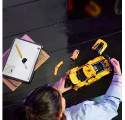 LEGO Technic Chevrolet Corvette Stingray – klocki konstrukcyjne