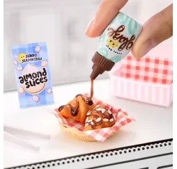 MGA Miniverse Make It Mini Foods Cafe figurka dla dzieci 8+