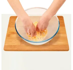 COOKEEZ MAKERY Pieczone Bułeczki maskotka interaktywna Cobi