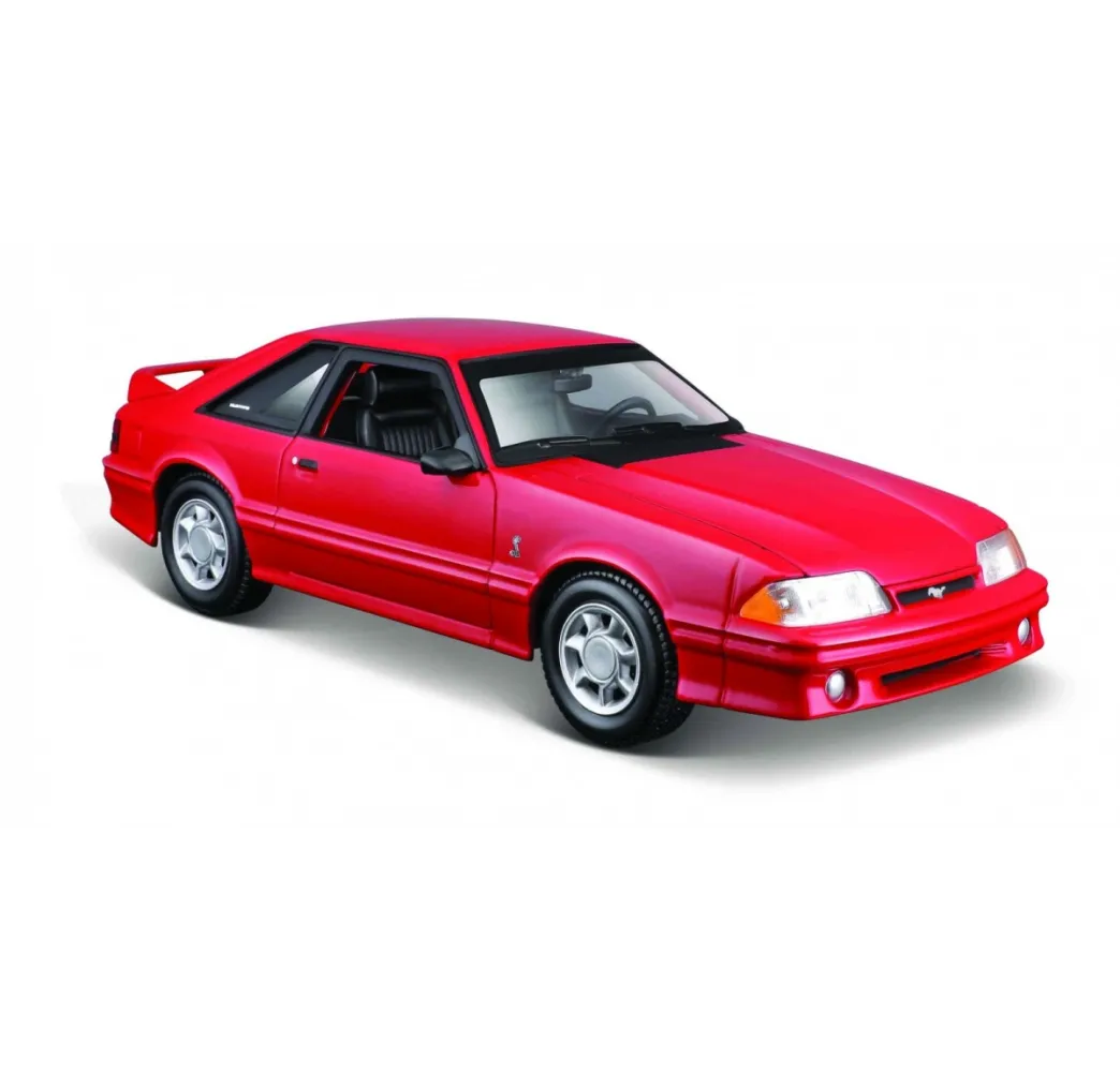 Ford Mustang SVT Cobra 1993 model 1:24 Maisto dla chłopców