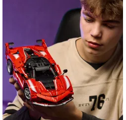 LEGO Technic Ferrari FXX K – klocki konstrukcyjne dla dzieci 10+