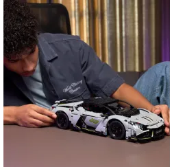 LEGO Technic Lamborghini Revuelto – klocki konstrukcyjne dla dzieci