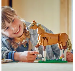 LEGO Creator Piękny koń – klocki konstrukcyjne dla dzieci 9+