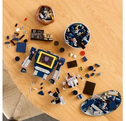 LEGO Icons Transformers Soundwave – klocki konstrukcyjne dla dorosłych