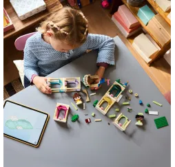 Mała Bella i Tiana z zamkiem – LEGO Disney Princess klocki 5+