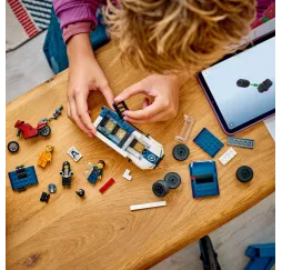 LEGO City Furgonetka policyjna – klocki konstrukcyjne 6+