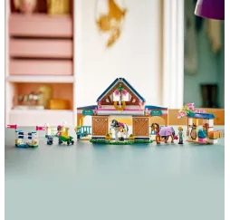 LEGO Friends Stadnina i szkółka jeździecka – klocki dla dzieci