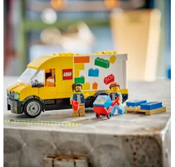 Klocki City Furgonetka LEGO – zestaw konstrukcyjny dla dzieci 6+