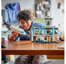 LEGO City Lotnisko z samolotem – klocki konstrukcyjne dla dzieci