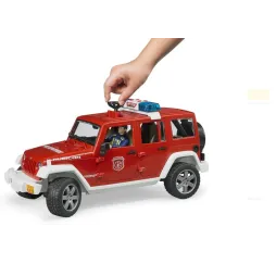 Bruder Jeep Wrangler Straż Pożarna – pojazd z figurką 4+
