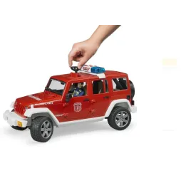 Bruder Jeep Wrangler Straż Pożarna – pojazd z figurką 4+