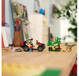 LEGO Jurassic World klocki Ucieczka przed raptorem