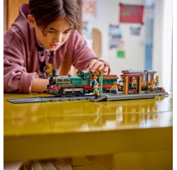 LEGO City Retro pociąg z lokomotywą parową 7+