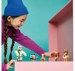 LEGO Minecraft Atak kurzego jeźdźca – klocki 9+