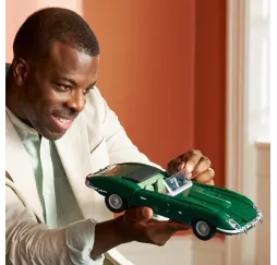 LEGO Icons Jaguar E-Type – klocki konstrukcyjne