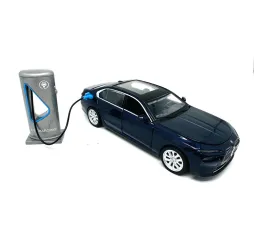 Pulio Auto MSZ 1/32 BMW I7 światło i dźwięk