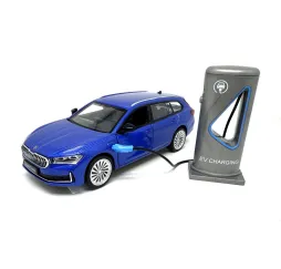 Pulio Auto MSZ 1/35 Skoda Superb Combi światło dźwięk