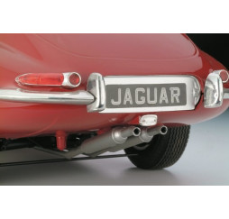 Model plastikowy Samochód Jaguar E Type 1/8